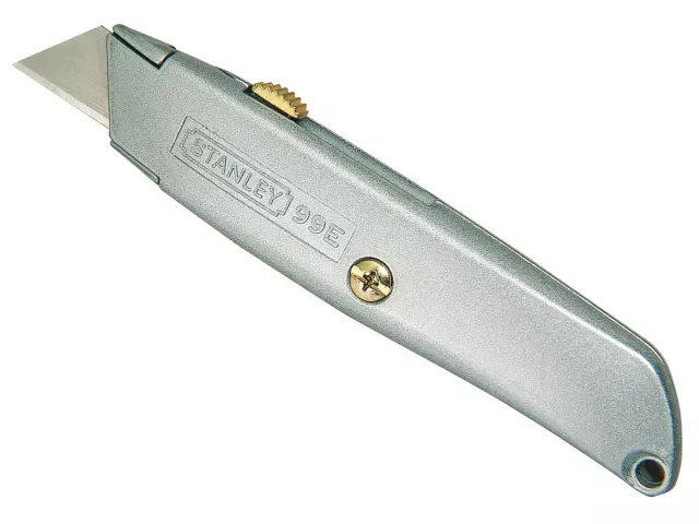 Stanley 99E Retractable Knive & 3 Blades STHT5-10099
